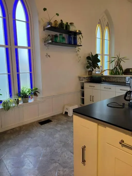 Holiday home Tyneside Church House Caledonia